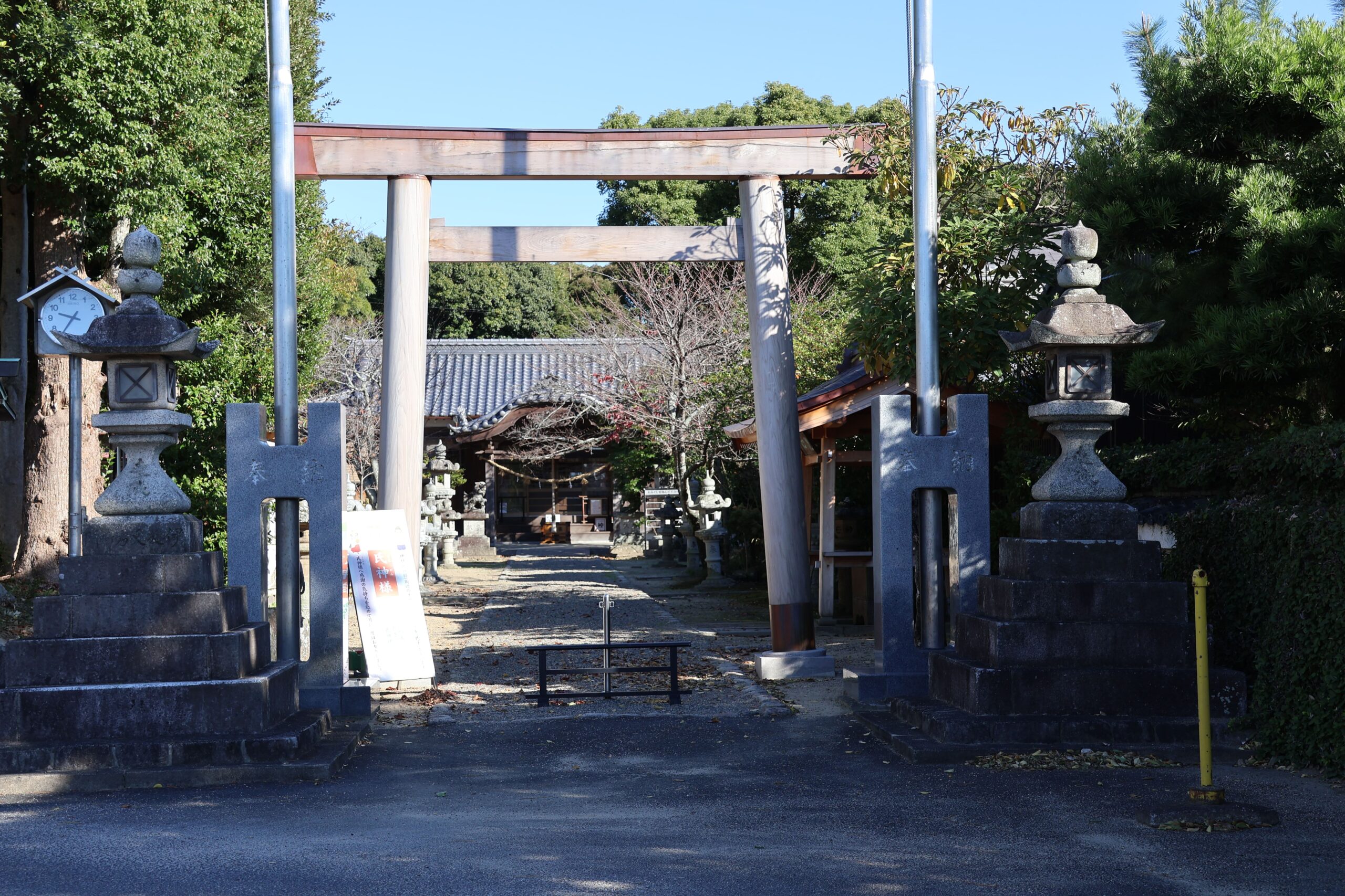 【西口建工】深田神社でボランティアを行いました